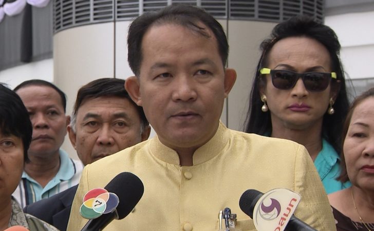 “ศรีสุวรรณ” บุก ป.ป.ช.จี้สอบ “บิ๊กป้อม” ปม “นาฬิกาหรู-แหวนเพชร”