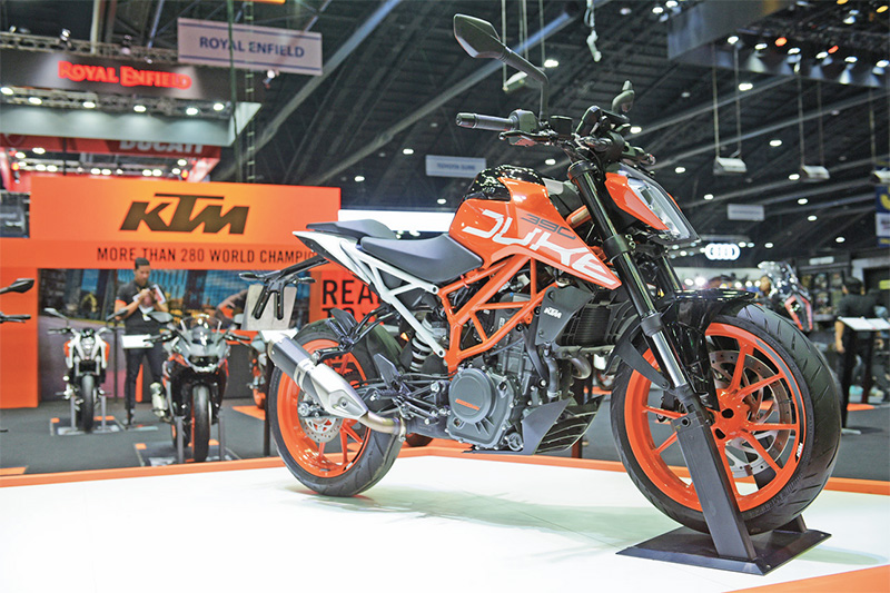 บิ๊กไบก์สายเรซซิ่ง “KTM RC 390”