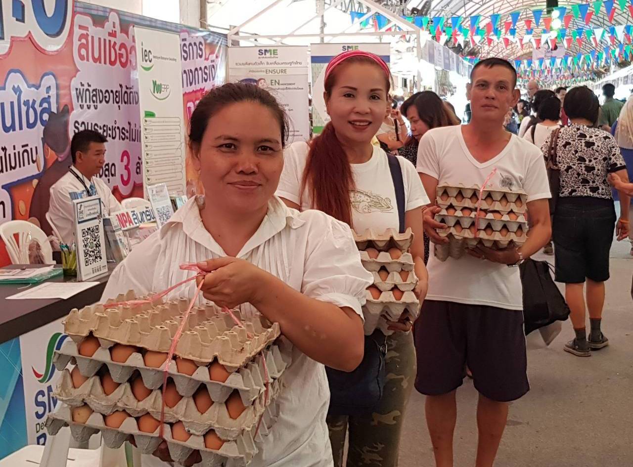 ธพว.ปลื้มยอดขาย 5 วัน ทะลุมาตรฐานตลาดคลองผดุงฯ