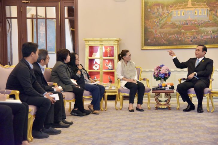 “บิ๊กตู่” ปรองดอง “สื่อ” ขอปี’61 ช่วยประชาสัมพันธ์งานรัฐบาล-ลดความรุนแรง ยันไม่เคยมีปัญหากัน
