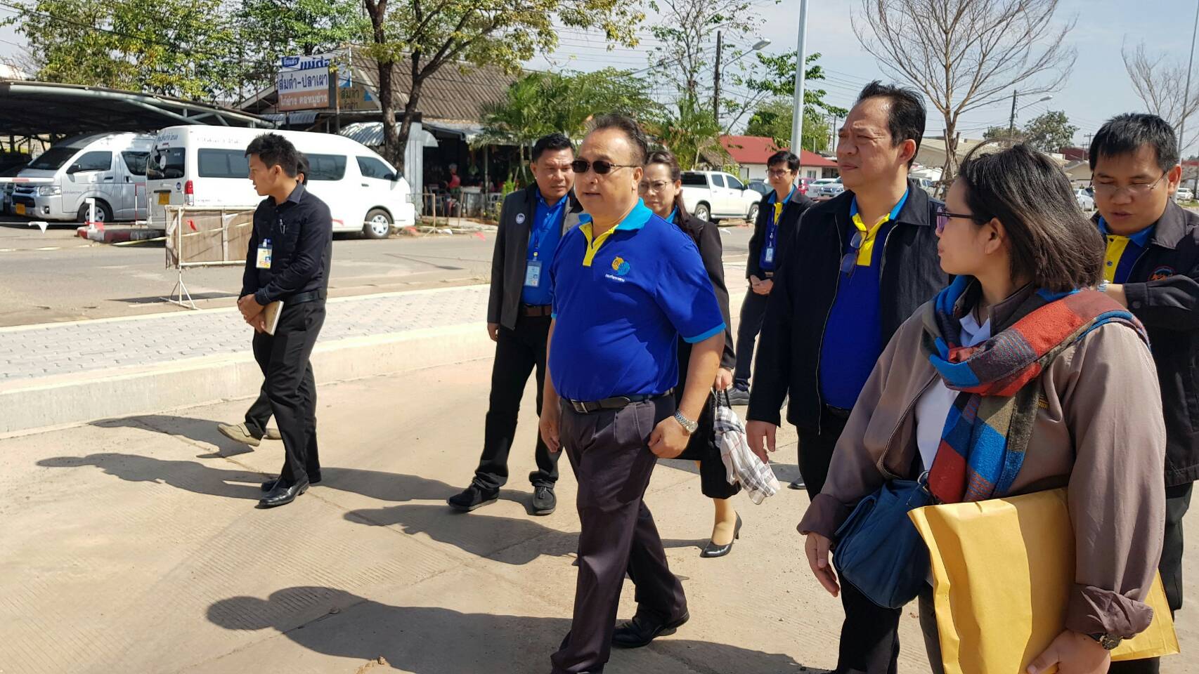 อธิบดีกรมท่าอากาศยานตรวจความคืบหน้าการก่อสร้างลานจอดเครื่องบินสนามบินอุดรธานีเสร็จ มี.ค.นี้ สั่งคุมราคาอาหาร