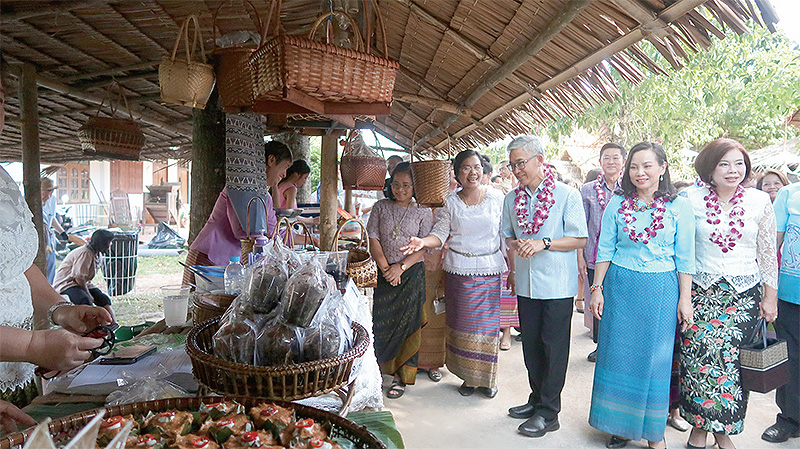 เที่ยวตลาดโบราณ 270 ปี ของดีบ้านตะปอนใหญ่ จันทบุรี