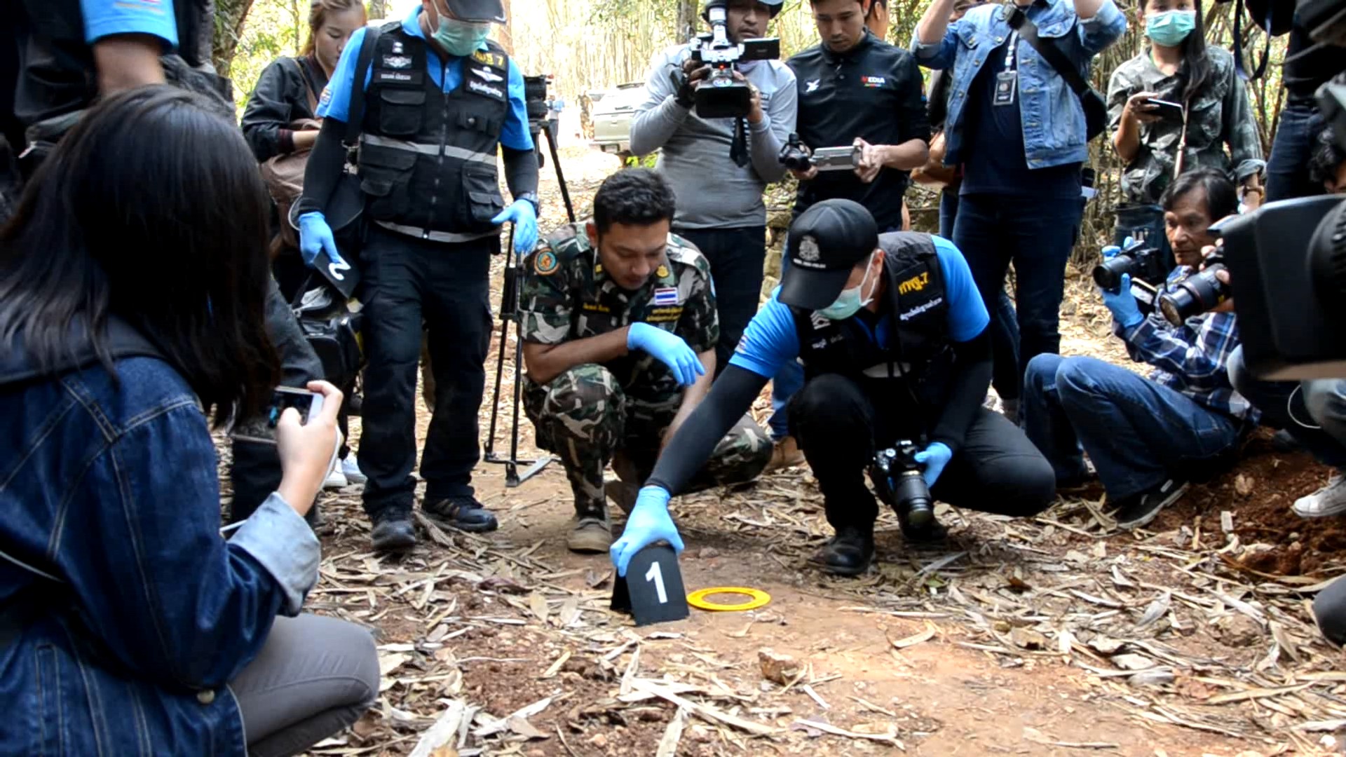 จนท.พิสูจน์หลักฐานเผยผลตรวจซากสัตว์ป่าทุ่งใหญ่ฯ พบ “รูกระสุน” เพียบ