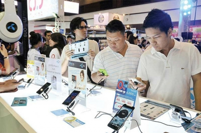 “คอมเซเว่น” เร่งโต 15% ปี”61