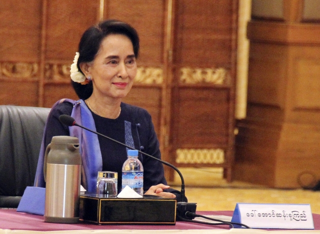 คนร้ายบุกปาระเบิดใส่บ้าน “ออง ซาน ซูจี” บึ้มกลางนครย่างกุ้ง