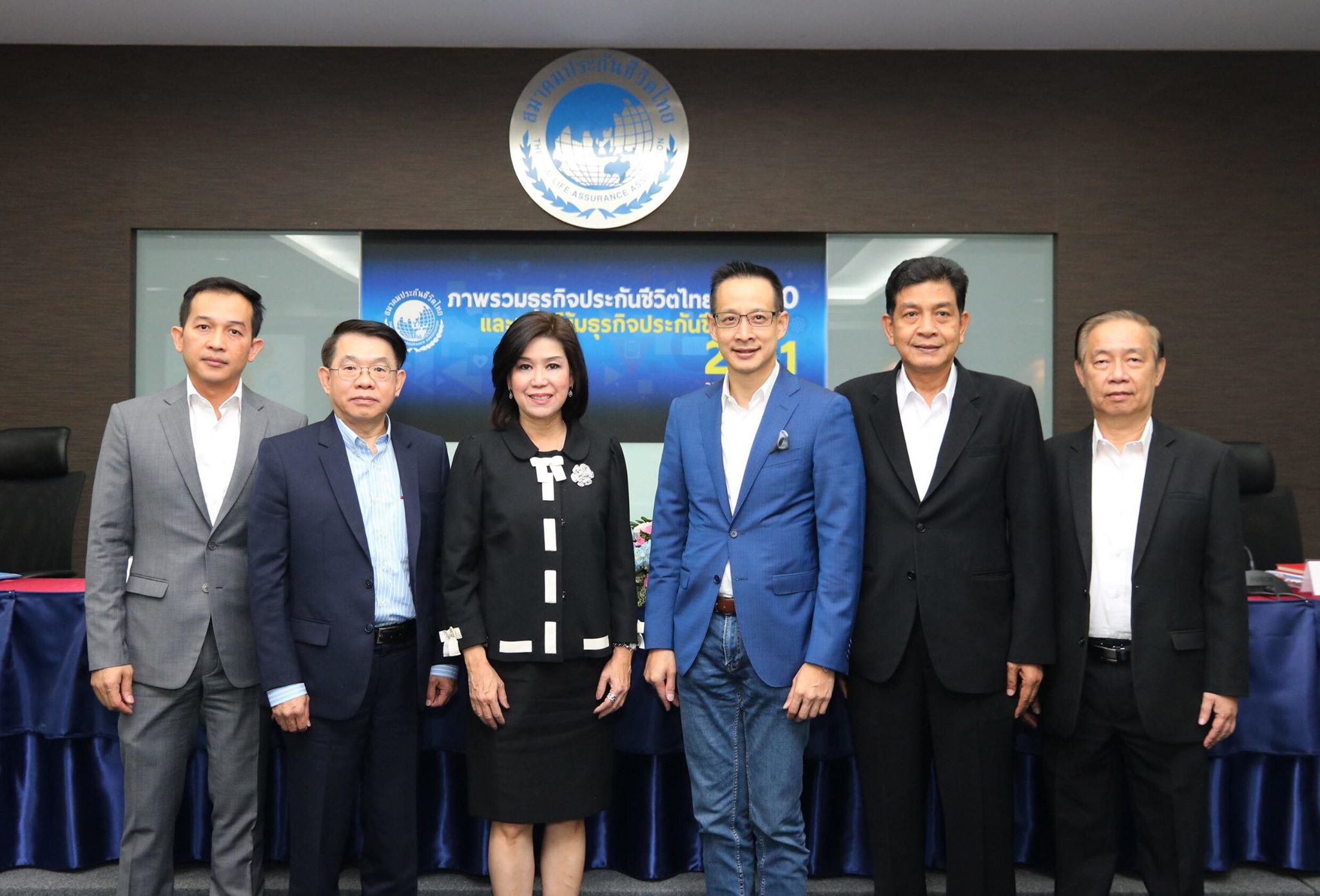 ธุรกิจประกันชีวิตโต 5.89% ทั้งระบบปั๊มเบี้ยรับกว่า 6.01 แสนล้าน คาดปี’61ขยายตัว 4-6%
