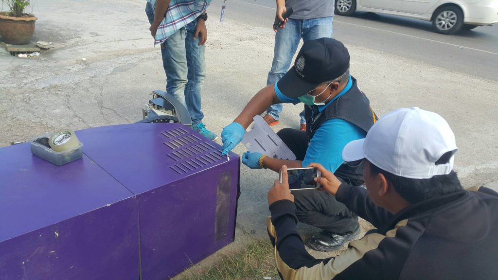 คนร้ายใช้กระบะผูกลวดสลิงกระชากตู้เอทีเอ็มที่กระบี่สุดท้ายเอาไปไม่ได้
