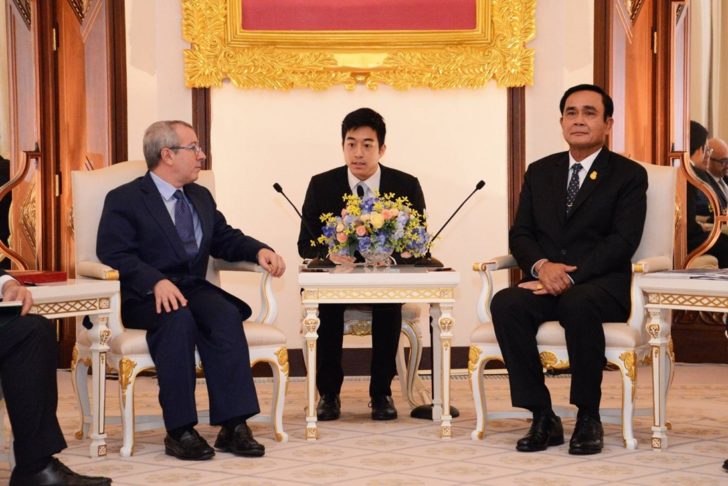 นายกฯ พบทูตสเปน ย้ำรัฐบาลเดินตามโรดแมปสร้าง ปชต.เข้มแข็ง พร้อมชวนลงทุนอีอีซี