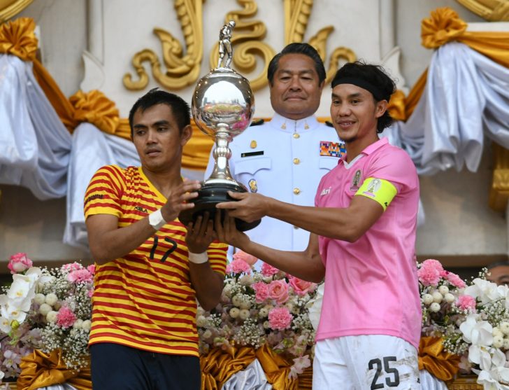 ชมภาพงาน “ฟุตบอลประเพณี” จุฬา-ธรรมศาสตร์ ครั้งที่72 ที่ตื่นเต้นจนนาทีสุดท้าย