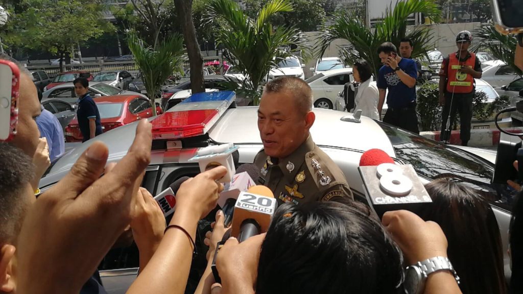 ออกหมายจับแล้ว “ครูปรีชา-เจ๊บ้าบิ่น” ปมหวย 30 ล้าน