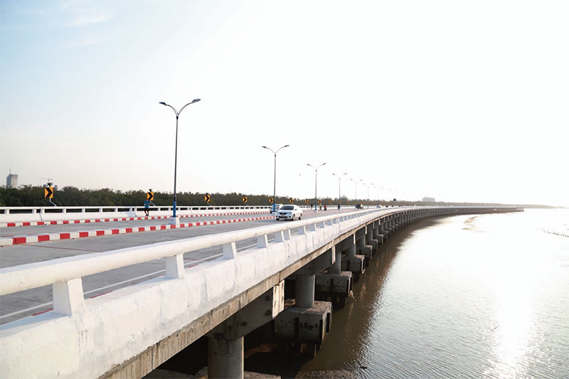 แลนด์มาร์กใหม่ “สะพานเลียบทะเลชลบุรี” ขยาย ‘อ่างศิลา-คลองตำหรุ’ บูมท่องเที่ยว