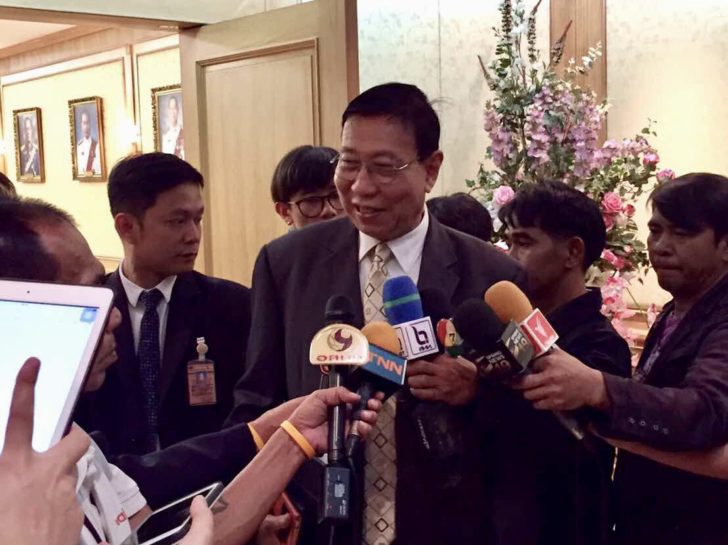 “พรเพชร” เผยกก.สิทธิฯงดส่งตัวแทนร่วมสรรหา กกต.ชุดใหม่ ห่วงสเปก “มหาเทพ” ทำได้คนยาก