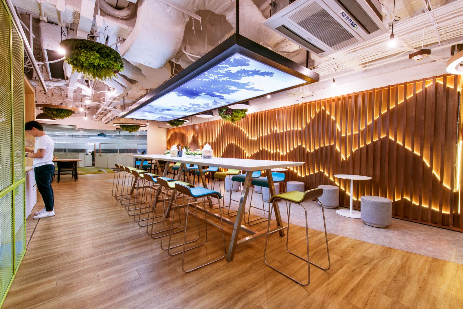 Creativity Hub ออฟฟิศรื่นรมย์ของ “ซัมซุง”