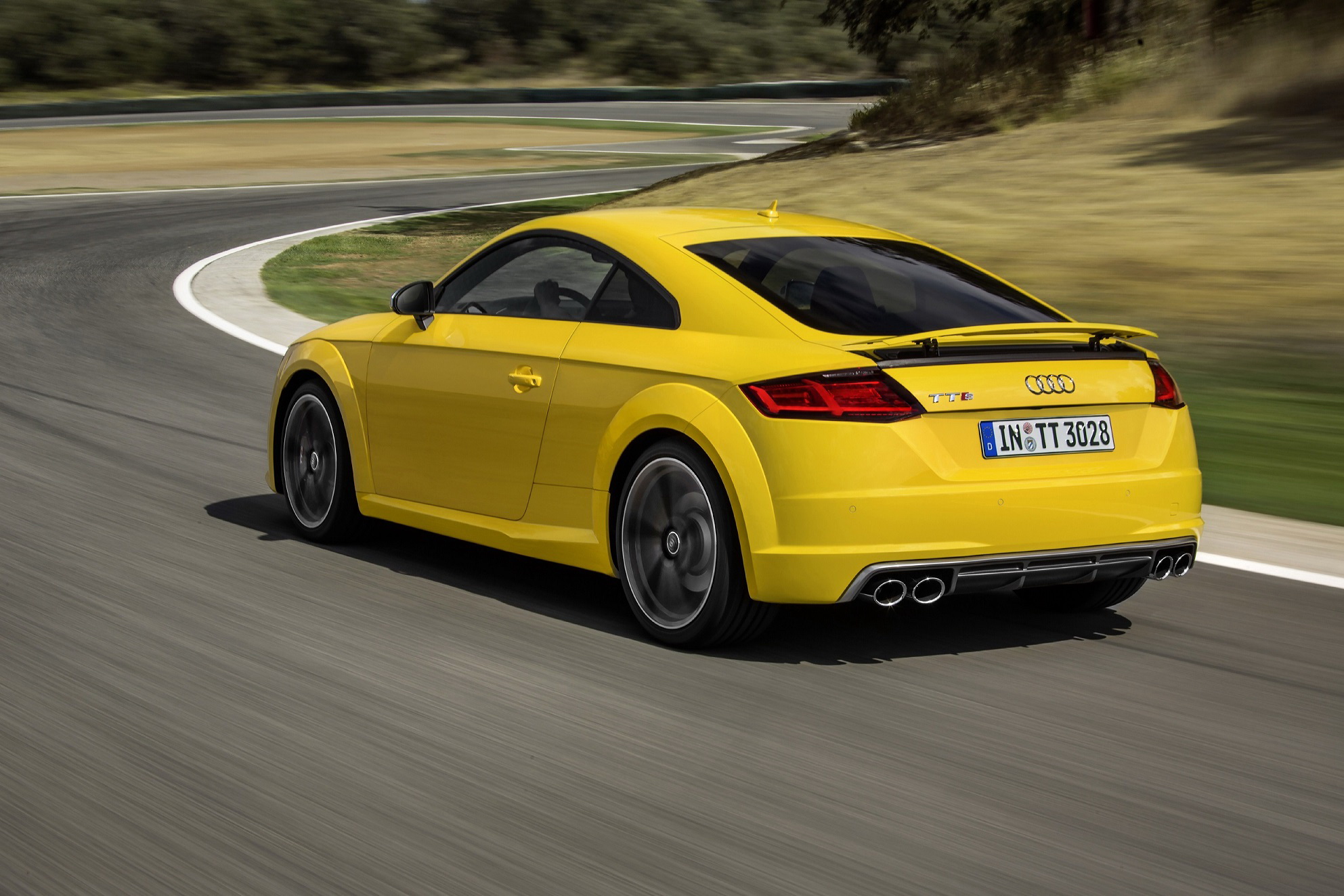 ออดี้ฉลอง 20 ปี Audi TT Coupé แจกฟรี 1 คันมูลค่า 4.599 ล้านบาท แค่จองรุ่นไหนก็ได้ตั้งแต่วันนี้ถึง 8 เม.ย.