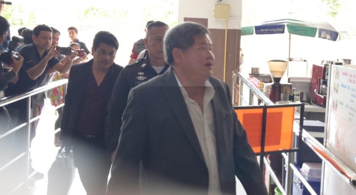 ศาลให้ประกันตัว “เปรมชัย” 3 แสน ห้ามออกนอกประเทศ ก้มหน้าไม่ตอบโดนตะโกนถาม เสือดำอร่อยมั้ย!!