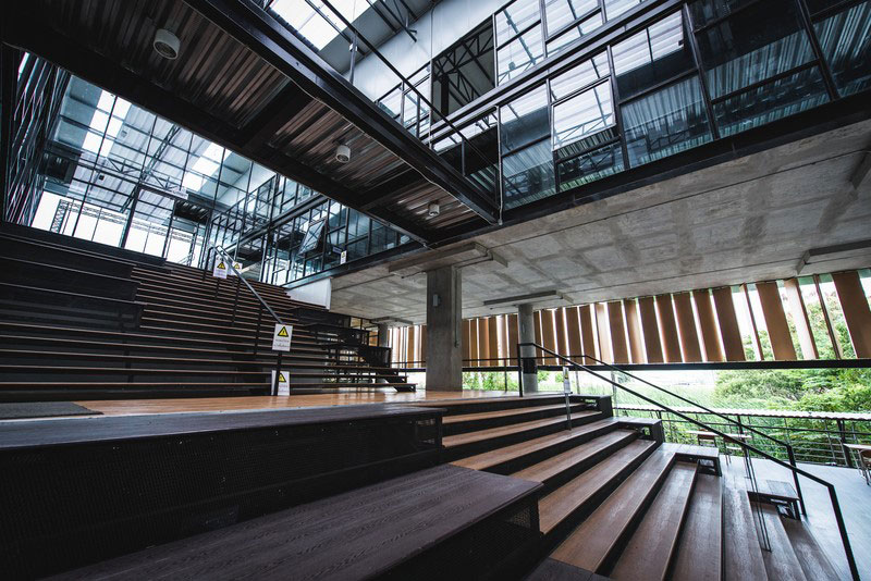 สำนักงาน “ไร้ท์แมน” สไตล์ Modern Industrial