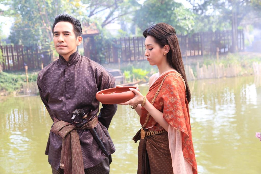 แฟนๆ มีลุ้น! 3 ตอนพิเศษ โป๊บ เปรย “บุพเพสันนิวาส” อาจมีถ่ายเพิ่ม