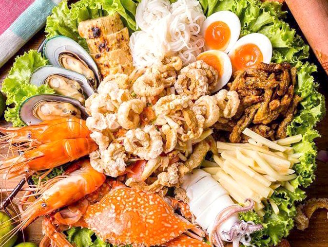 Fun Food Fair แม่มณีชวนชิม มหกรรมรวมร้านเด็ดรสเลิศ