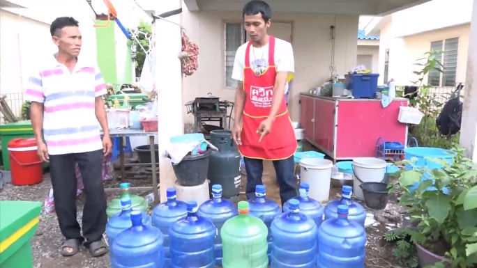 ชาวบ้านโอด! รวมตัวร้องเรียนประปาหนองคาย หลังเดือดร้อนหนัก น้ำไม่ไหล 3 วัน