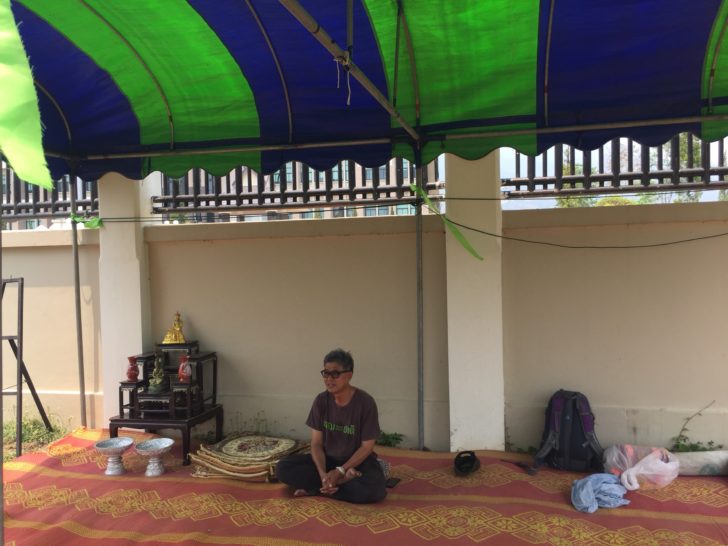 ประธานอนุรักษ์ลุ่มน้ำปิงถือศีลอด 5 วัน-กางเต็นท์หน้าศาลกดดันบ้านพักตุลาการ