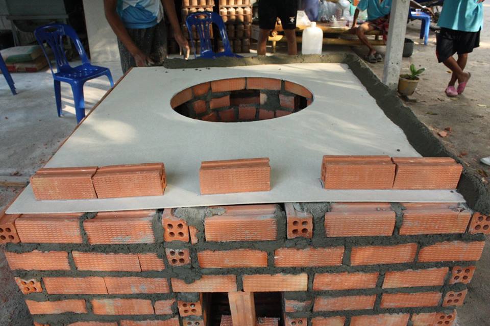 เตาเศรษฐกิจชีวมวลเมืองพัทลุง ภูมิปัญญาลดค่าใช้จ่าย LPG