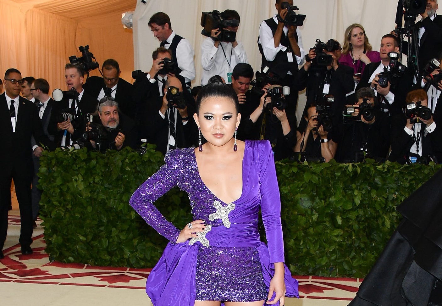 “ณิชาภัทร สุภาพ” คนไทยคนแรกบนพรมแดง MET GALA