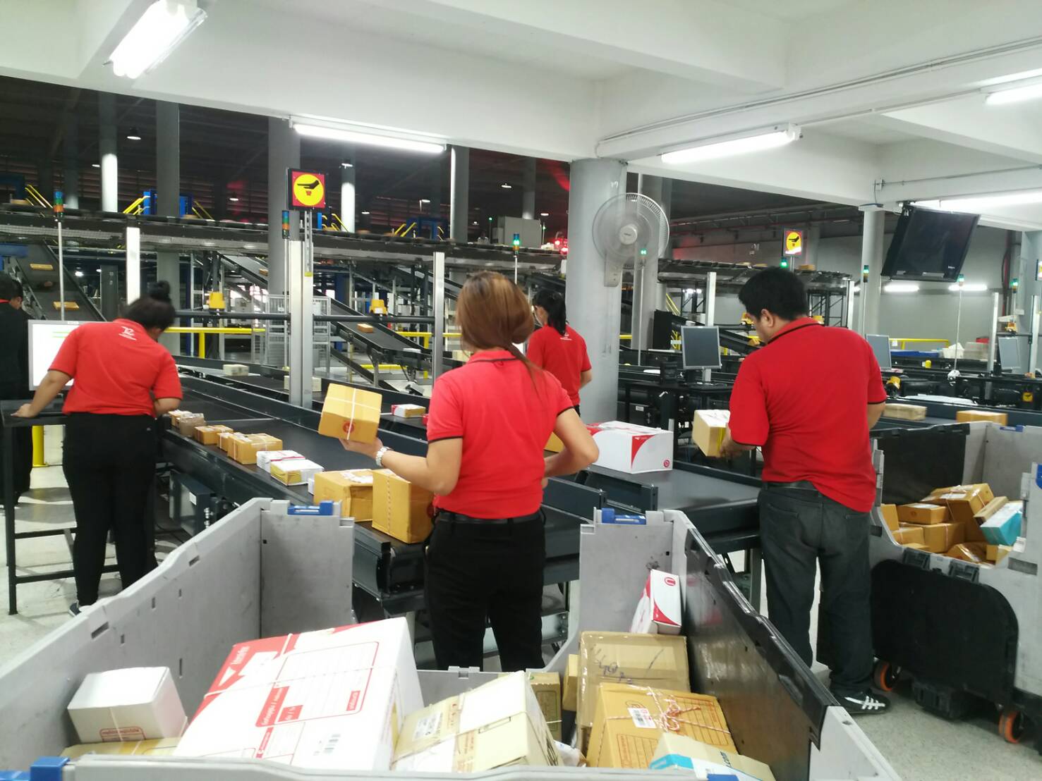 “ไปรษณีย์” ติดตั้งเครื่องคัดแยกอัตโนมัติ นำร่องศูนย์ศรีราชา รองรับ EEC