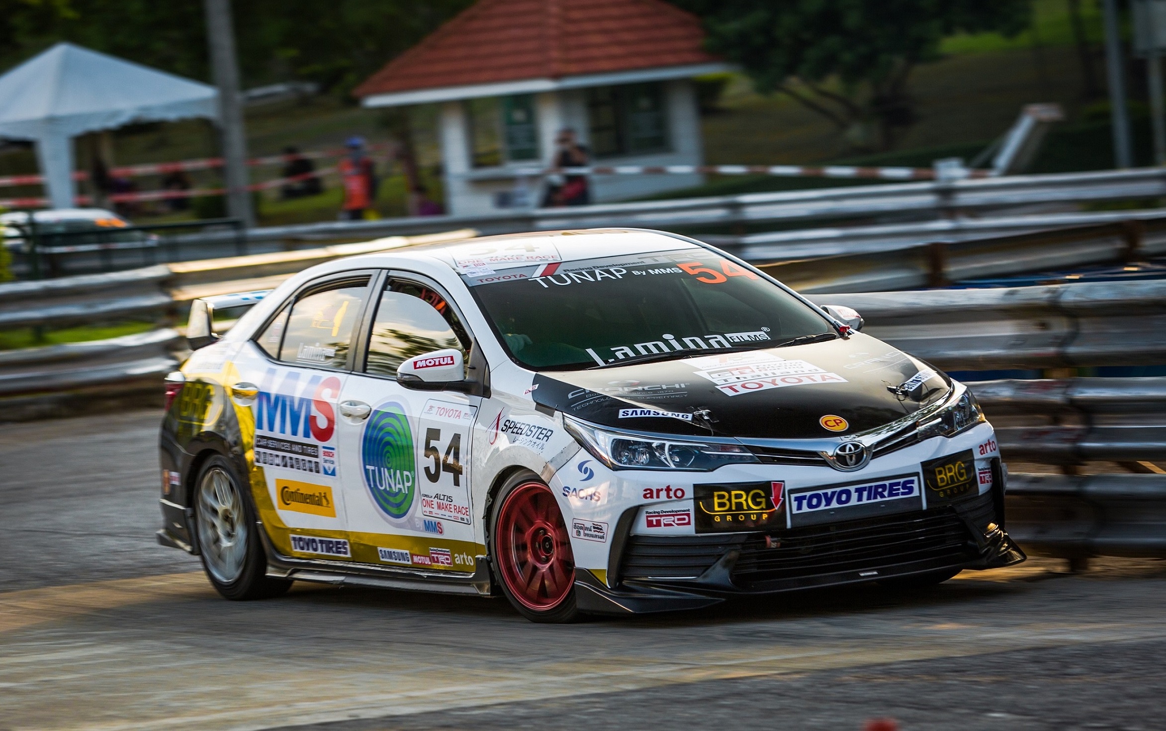 ทีมแข่ง CARZANOVA TUNAP by MMS RACING แรงเฉียดโพเดียม สนามแรกคว้าคะแนนสะสม 6 แต้ม