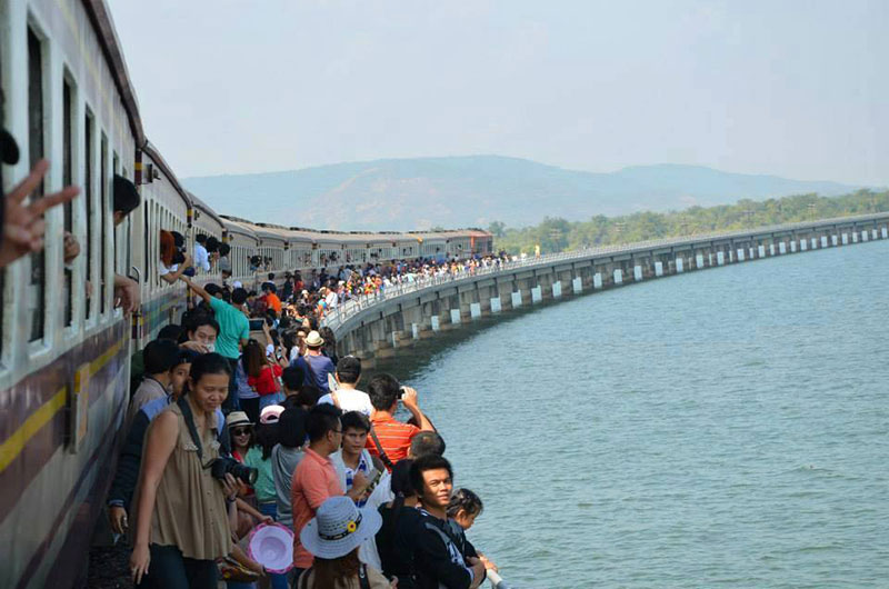 รถไฟเปิดหวูดท่องเที่ยวเมืองรองสระแก้ว