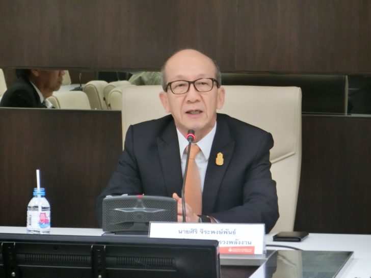 รมว.พลังงานเบรกขึ้นค่าโดยสาร สั่งตรึงดีเซลไม่เกิน30บ./ลิตร-ลดราคาแอลพีจีถัง15โลเหลือ363บาท
