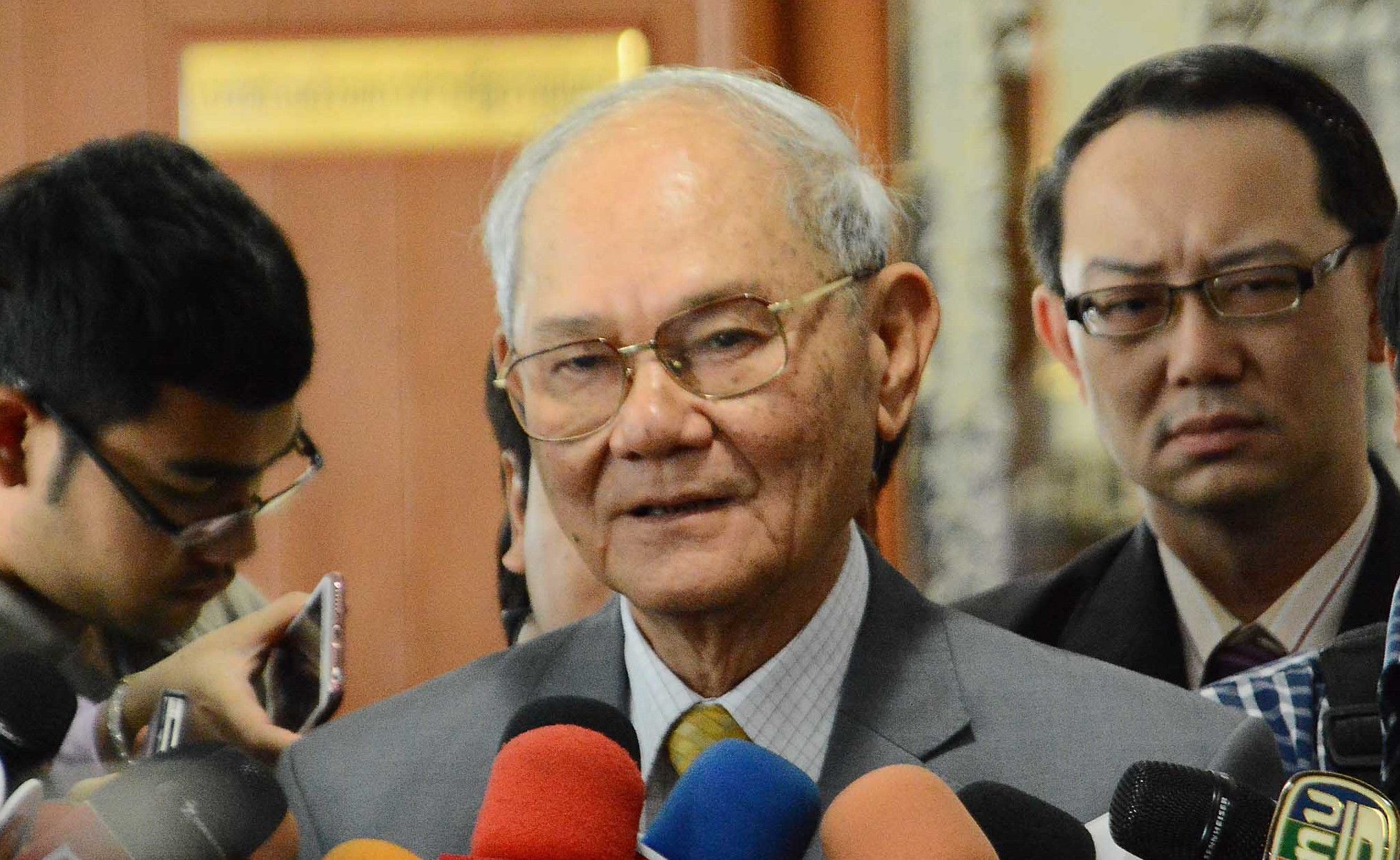 “มีชัย” ชี้เหตุใช้เต็มกรอบ150วัน แต่ให้รอดู กกต.คำนวณ เผย3ฝ่ายนัดถกปมไพรมารีฯพรุ่งนี้