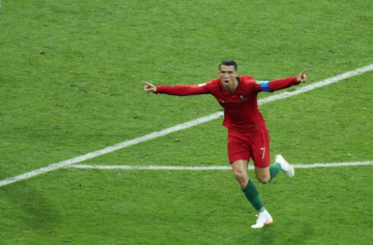 2018-06-15T185039Z_1319502817_RC11CFD6E3A0_RTRMADP_3_SOCCER-WORLDCUP-POR-ESP