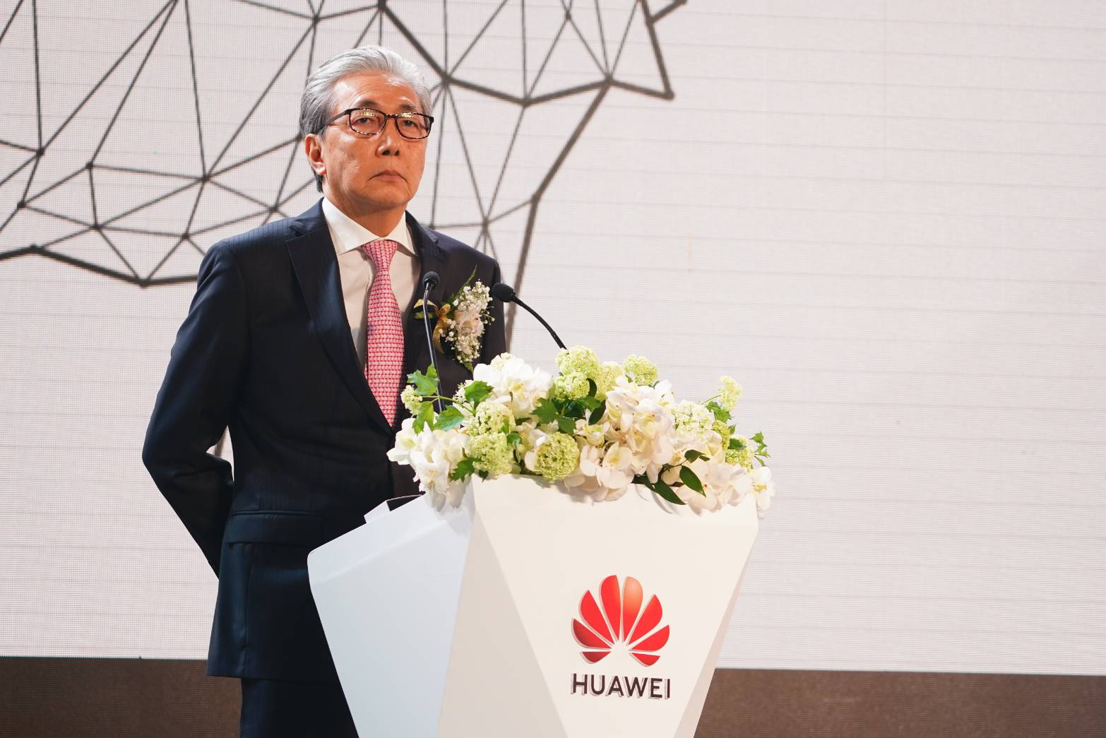 “สมคิด” ปักหมุด ปี 2020 คนไทยได้ใช้ 5G เตรียมจัดงาน BIG DATA THAILAND เข้าสู่โลกดิจิทัลเต็มตัว