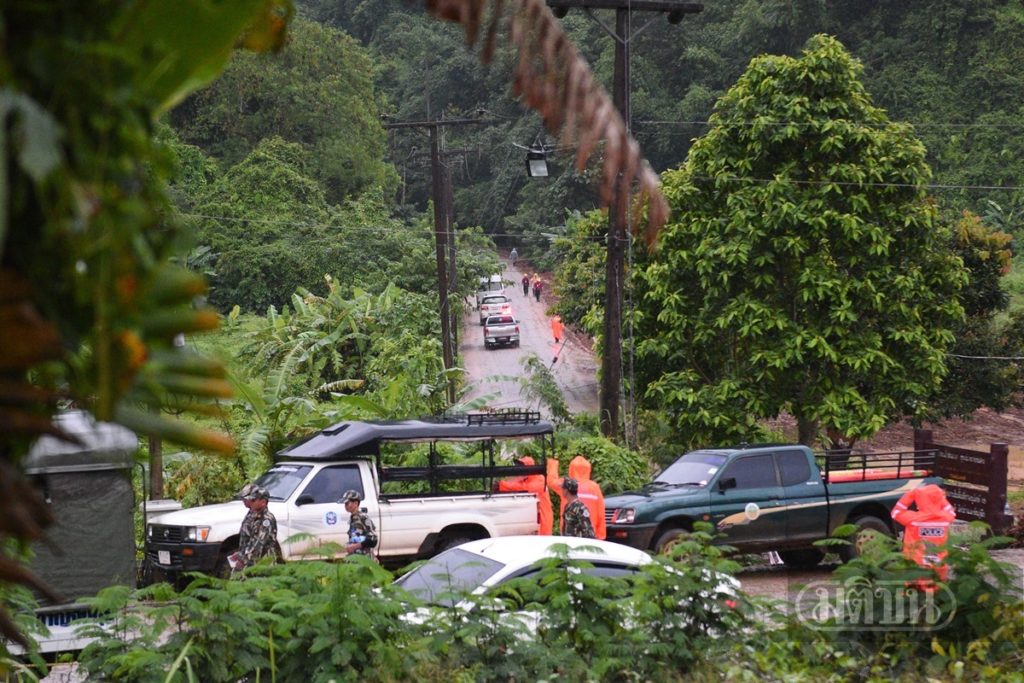 จนท.เริ่มขนของออกจากถ้ำหลวง หลังภารกิจช่วยหมูป่าสำเร็จ