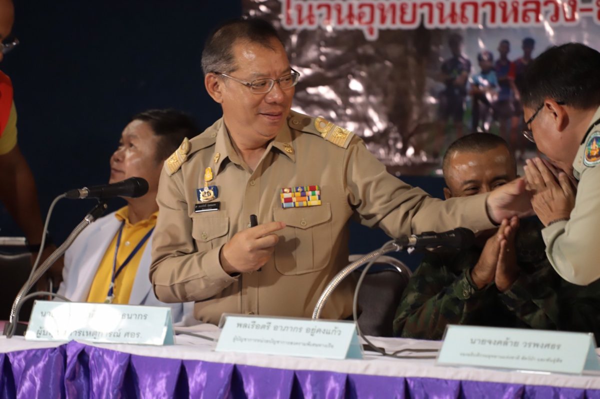 ผบ.ศอร.เผย 13 ซีลต่างประเทศ หิ้ว 13 หมูป่าจากเนินนมสาว ด่านแรก มุดน้ำ 350ม.