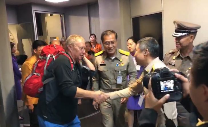 รมว.ท่องเที่ยวฯร่วมส่ง’ฮาร์เปอร์’ นักดำน้ำอังกฤษกลับประเทศ ขอบคุณที่มาช่วยเหลือ