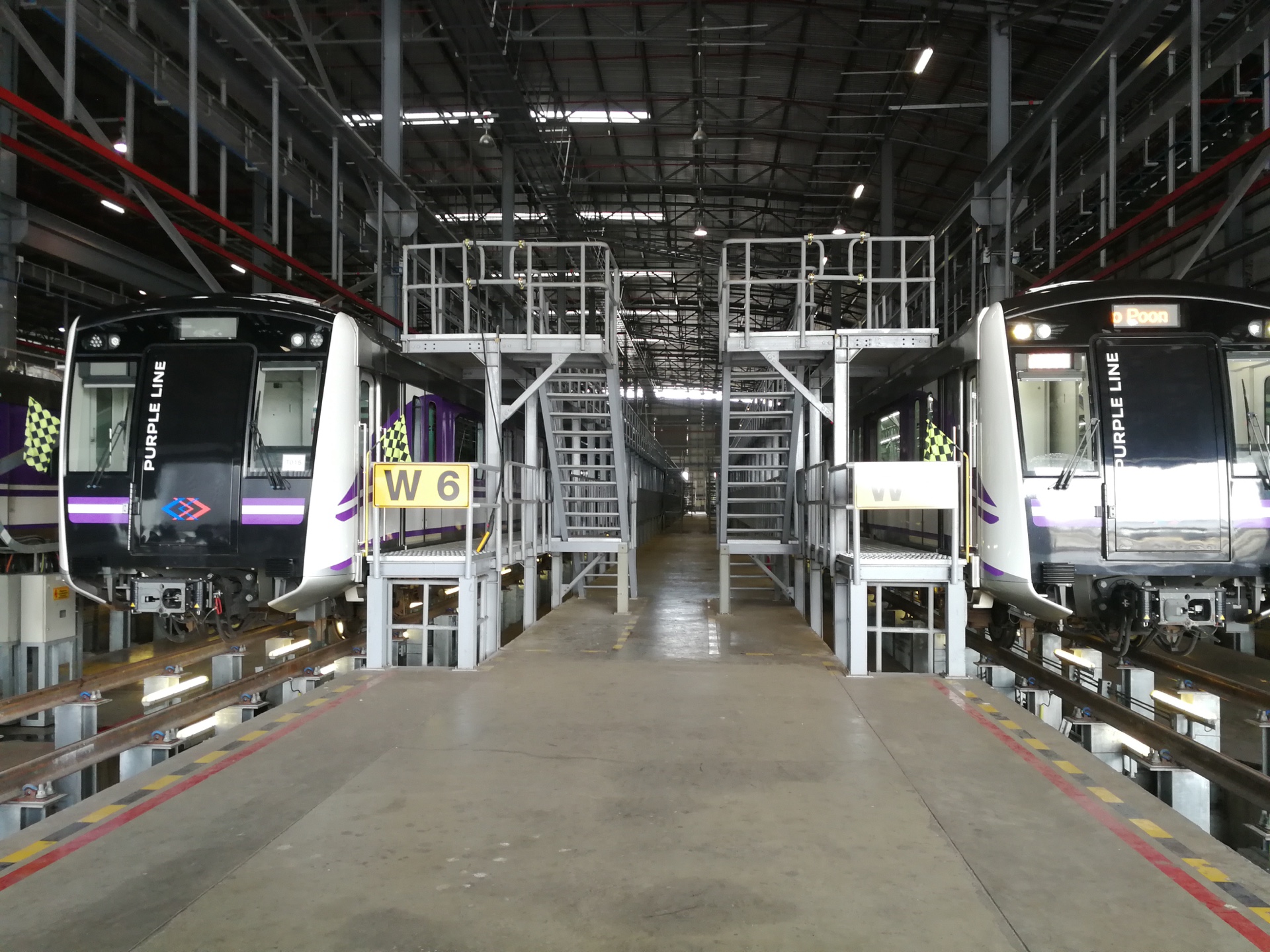 “คมนาคม” เล็งตั้งศูนย์อบรมทำใบขับขี่รถไฟฟ้า-สถาบันวิจัยระบบรถไฟคลอดแน่ปีหน้า