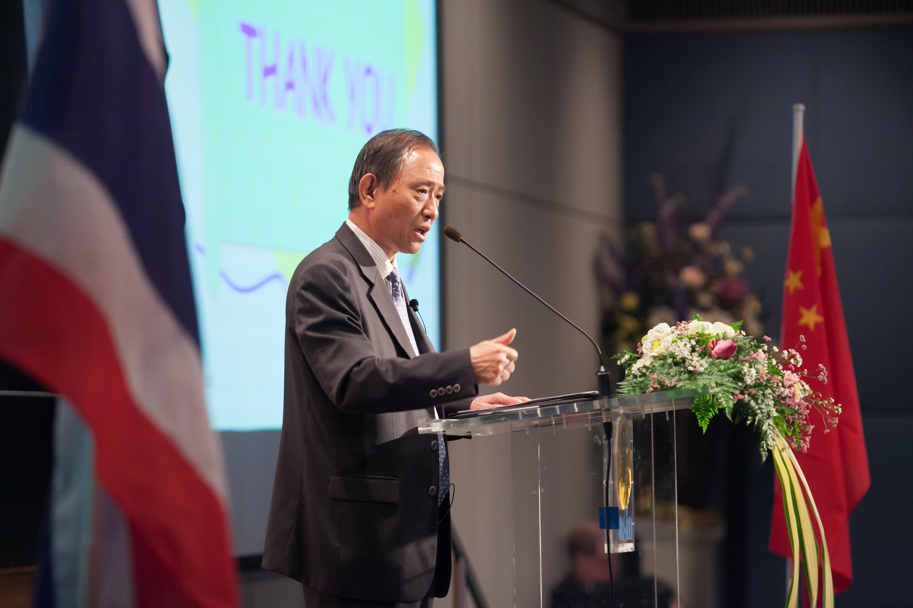 ทูตจีนทวงถามรถไฟ “ไทย-จีน” สนับสนุน “EEC” เชื่อมโลก “OBOR”