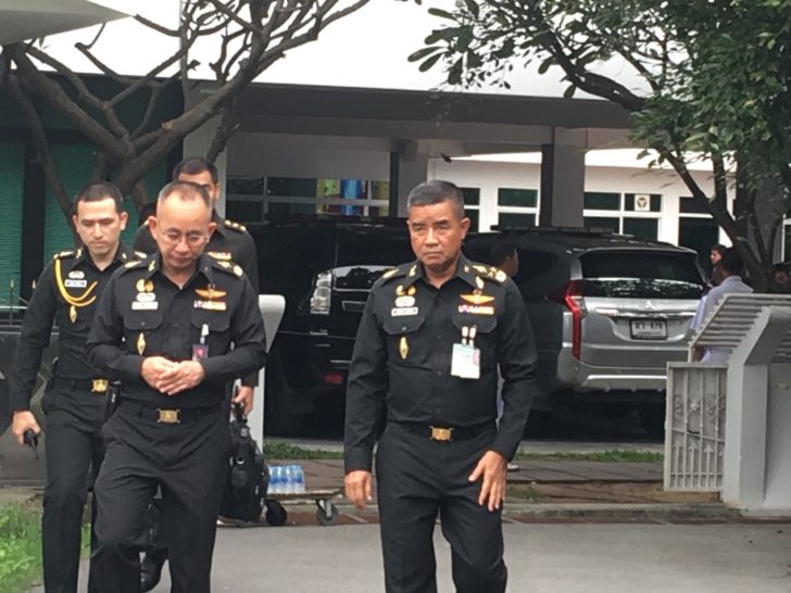 เขย่าโผทหารอีกรอบ! ปิดห้องถก หลังตบเท้าอวยพร”พล.อ.ประวิตร”