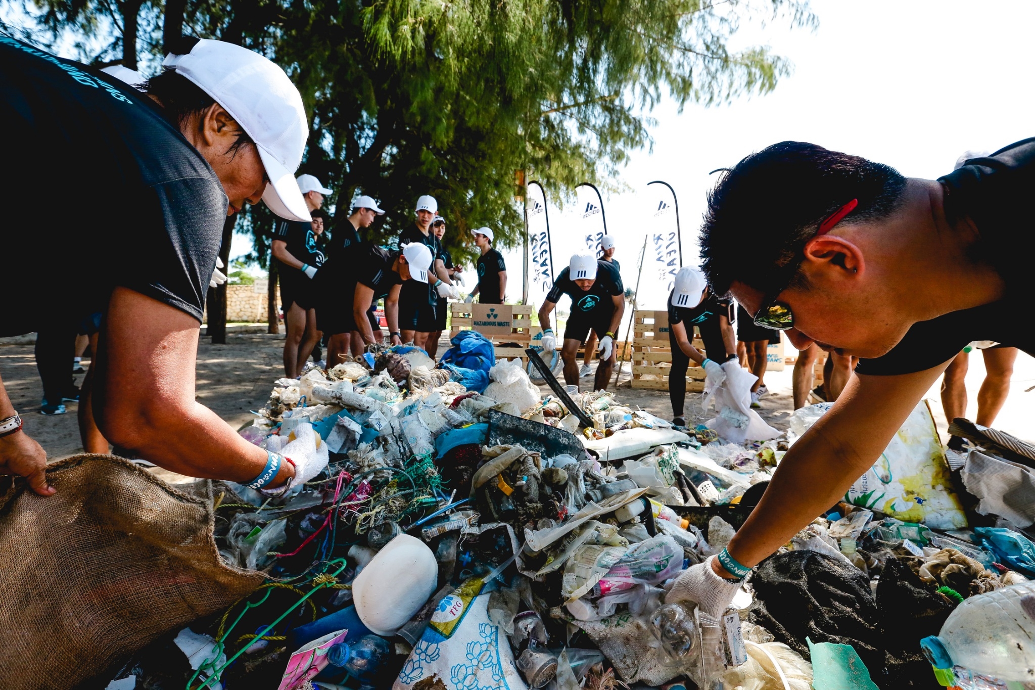 “adidas” For The Oceans กลยุทธ์การเติบโตที่ยั่งยืน