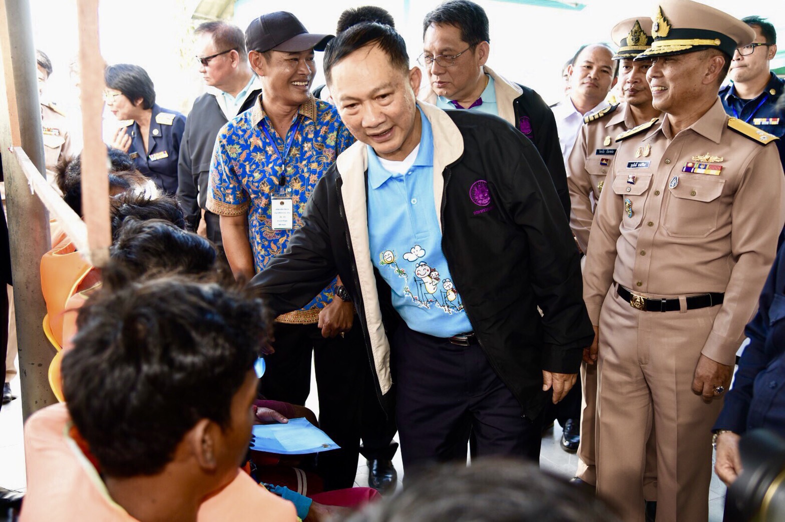 ‘บิ๊กอู๋’ ลงตรวจพื้นที่จ.สงขลา เตรียมพร้อมก่อนเปิดต่ออายุแรงงานประมงตาม ม.83