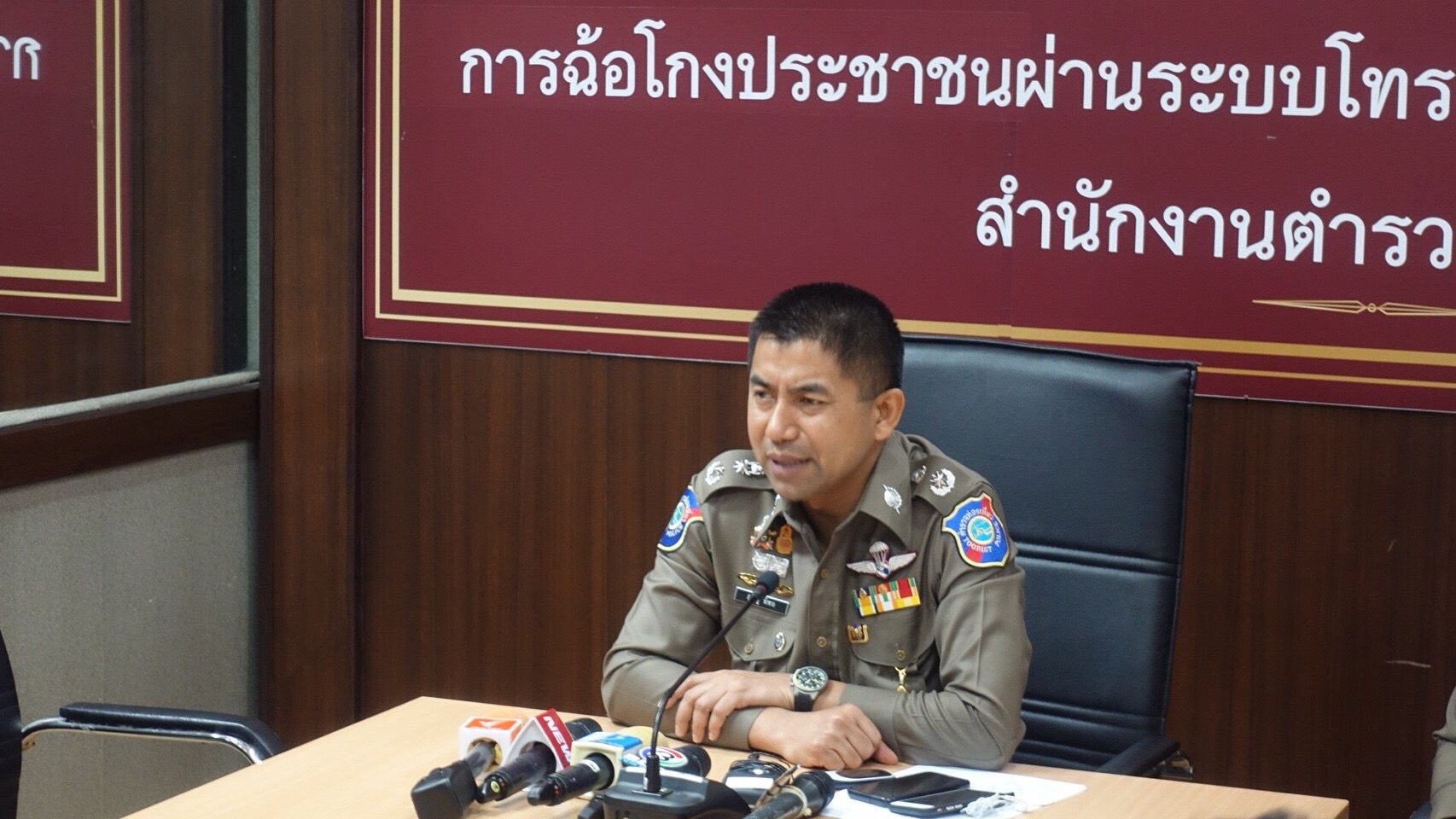 “บิ๊กป้อม” ตั้ง “รองโจ๊ก-พล.ต.ต.สุรเชษฐ์ หักพาล” เป็นรองโฆษกประจำตัว