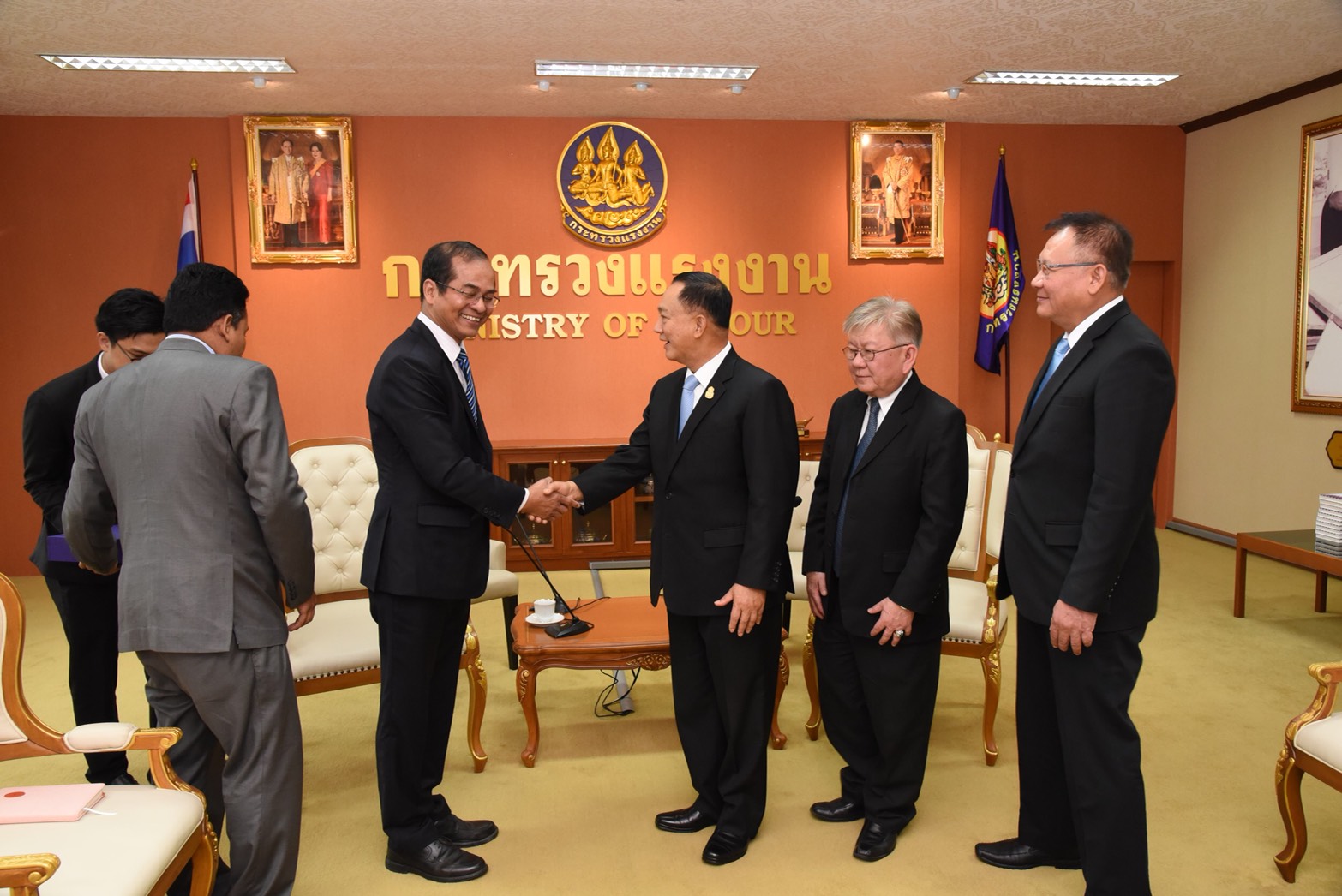 ‘อธิบดีแรงงานเมียนมา’ บินพบ ‘บิ๊กอู๋’ หารือแก้ปัญหาขาดแคลนแรงงานประมง