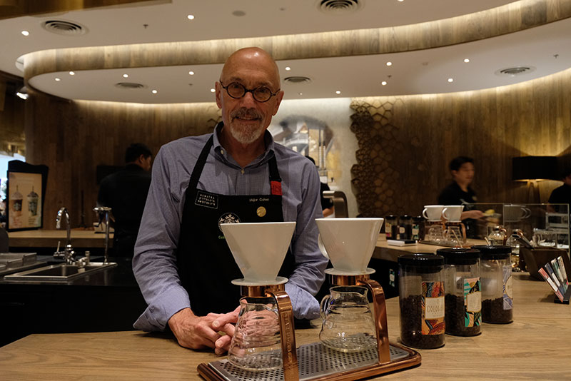 “โลกร้อน อาจทำให้เราไม่มีกาแฟดื่ม” คำเตือนจากคอฟฟี่แอมบาสซาเดอร์ Starbucks