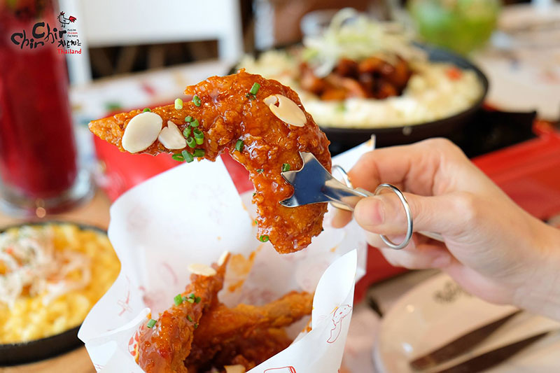 ศึกไก่ทอดร้อนระอุ 1.4 หมื่นล้าน หน้าใหม่บุกหนัก-KFC ระดมทีเด็ดย้ำแชมป์
