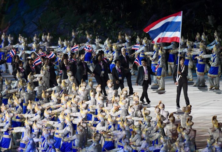 ‘เอเชี่ยนเกมส์’อินโดเปิดฉากแล้ว – ‘ปลื้มจิตร์’นำพาเหรดทัพไทยเข้าสู่สนาม