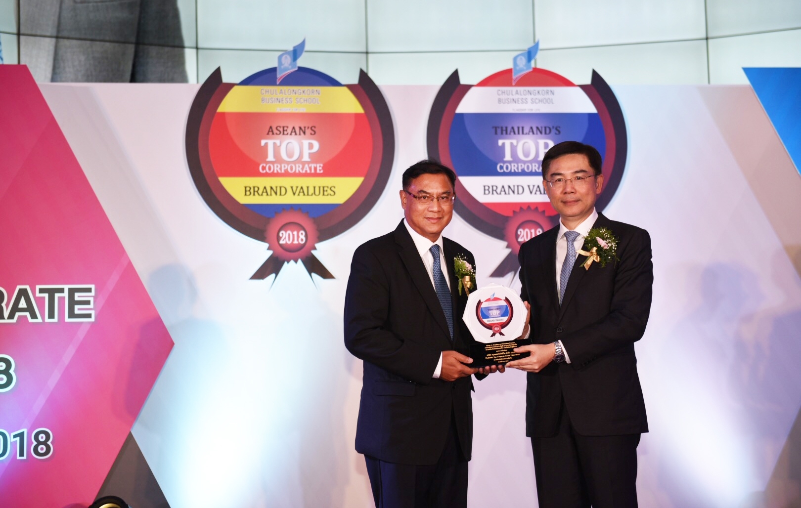 กรุงเทพประกันชีวิตคว้ารางวัล “องค์กรที่มีมูลค่าแบรนด์สูงสุด” 4 ปีซ้อน