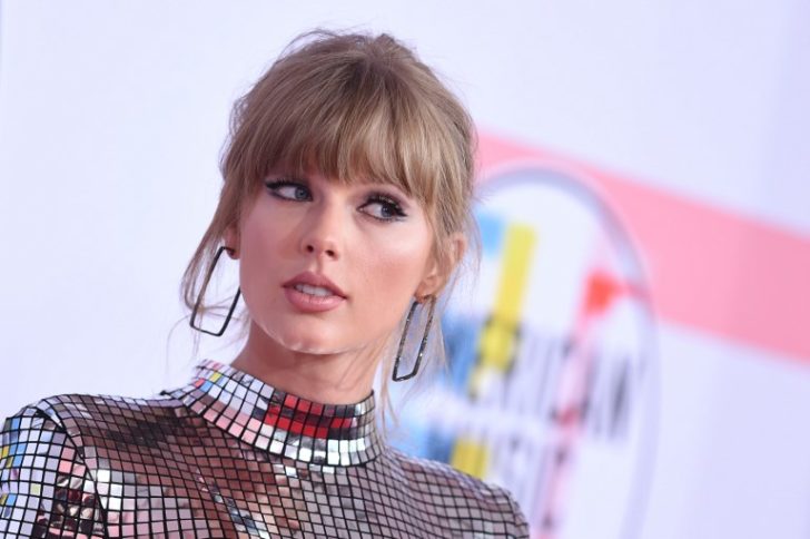 US-ENTERTAINMENT-AMERICAN MUSIC AWARDS-ARRIVALS