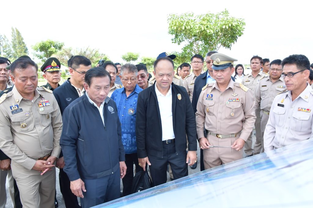 ‘บิ๊กฉัตร’ ลงพื้นที่ตรวจเยี่ยมการบริหารจัดการลุ่มน้ำปากพนัง