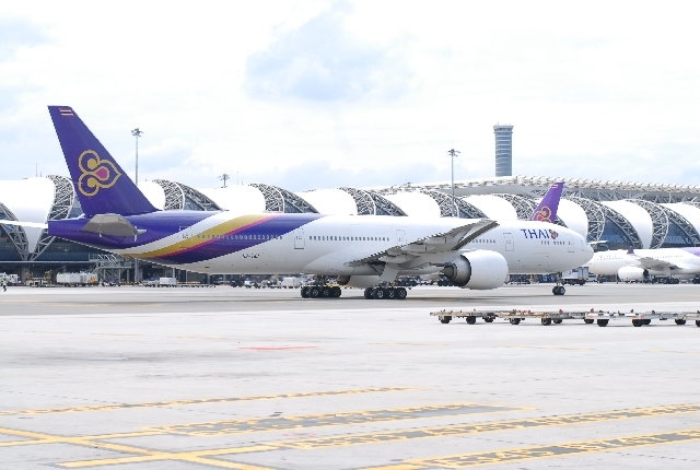 เผยแล้ว! “สามี-ภรรยา” เสียสละที่นั่งให้นักบิน ที่แท้อดีตรองปลัดอุตฯ
